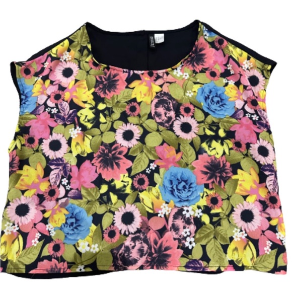 Top - Divided by H&M - US 8 - Picture 1 of 2